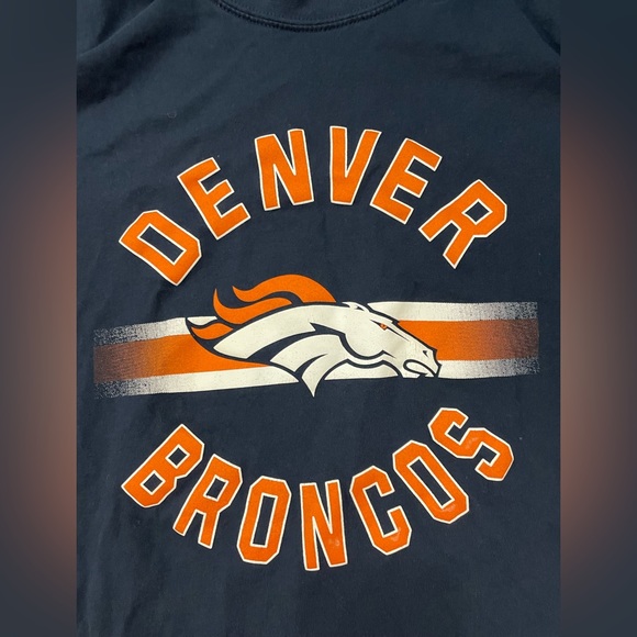 NFL Denver Broncos Logo 47 Fan Gear T-shirt Large - Picture 2 of 5